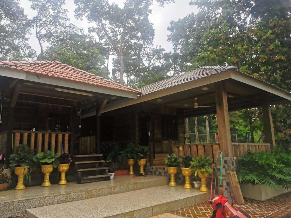 Homestay Dusun Ana Balun สลิมริเวอร์ ภายนอก รูปภาพ