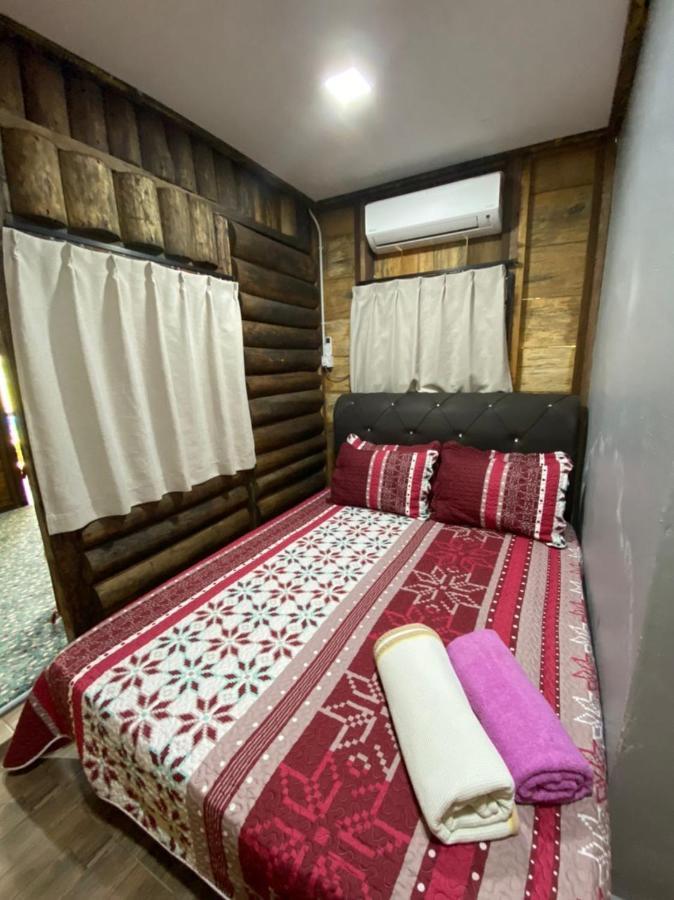 Homestay Dusun Ana Balun สลิมริเวอร์ ภายนอก รูปภาพ