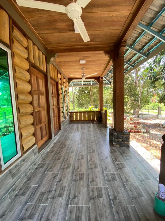 Homestay Dusun Ana Balun สลิมริเวอร์ ภายนอก รูปภาพ